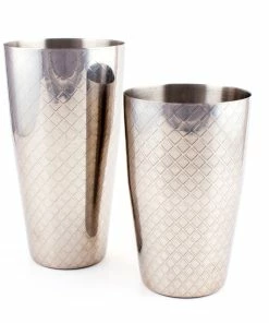 Best reviews of 🧨 Bars Stainless Steel - BarConic® 2 Piece Diamond Shaker Set - 18 & 28 Ounce ⭐ -Bars Sales Shop BarConic diamond shaker set clean1 800x