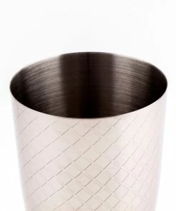 Best reviews of 🧨 Bars Stainless Steel - BarConic® 2 Piece Diamond Shaker Set - 18 & 28 Ounce ⭐ -Bars Sales Shop BarConic diamond shaker set clean2 800x