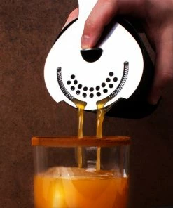 Flash Sale 🌟 Bars Short No Prong Strainer - BarConic® 💯 -Bars Sales Shop Barconic no prong strainer scene1 800x