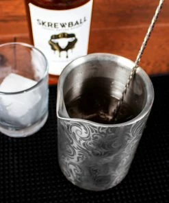 Brand new ⭐ Bars 18 Ounce - BarConic® Etched Double Wall Mixing Glass ✔️ -Bars Sales Shop etched mixing glass scene2 800x