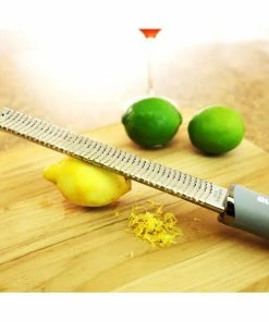 Coupon 🤩 Bars Microplane Premium Classic Zester/Grater 🎉 -Bars Sales Shop microplane grey classic zester 2 800x