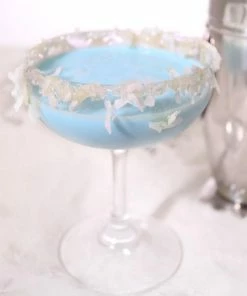 Best Pirce ⭐ Bars 3 Piece Penguin Cocktail Shaker 🥰 -Bars Sales Shop sh peng 18 18oz penguin cocktail shaker 4 800x